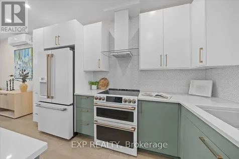 185 Deschamps Avenue Ottawa ON K1L 5Z3