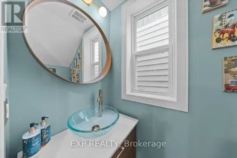 185 Deschamps Avenue Ottawa ON K1L 5Z3