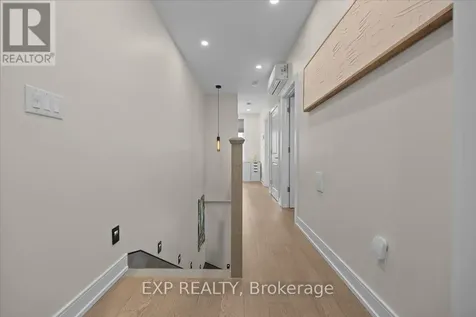 185 Deschamps Avenue Ottawa ON K1L 5Z3