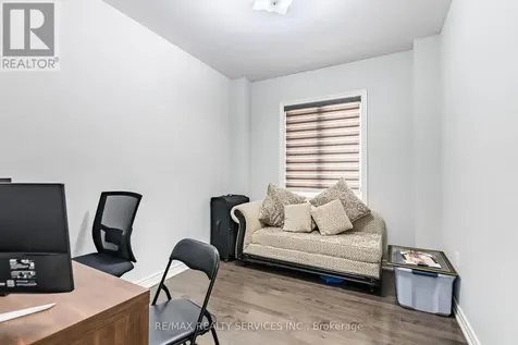 10 Pinedale Avenue Caledon ON L7C 3Z4