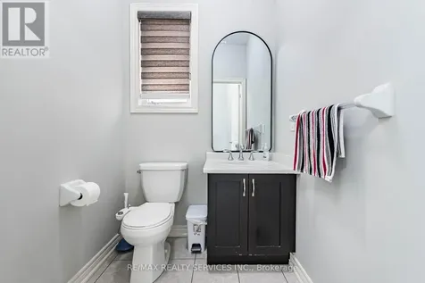 10 Pinedale Avenue Caledon ON L7C 3Z4