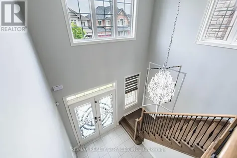 10 Pinedale Avenue Caledon ON L7C 3Z4