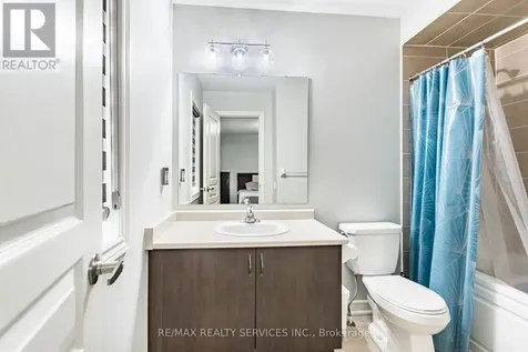 10 Pinedale Avenue Caledon ON L7C 3Z4