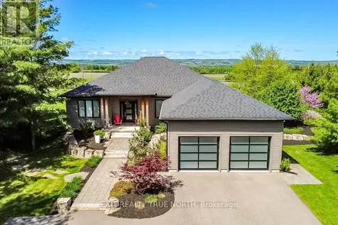 110 High Point Court Blue Mountains ON N0H 2P0