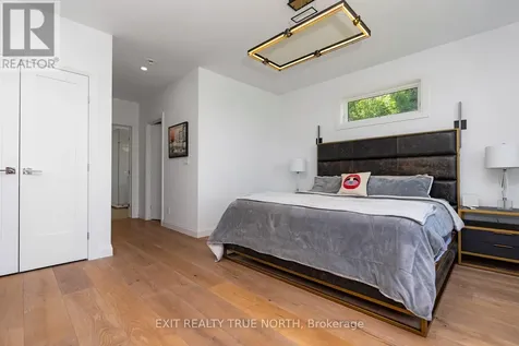 110 High Point Court Blue Mountains ON N0H 2P0