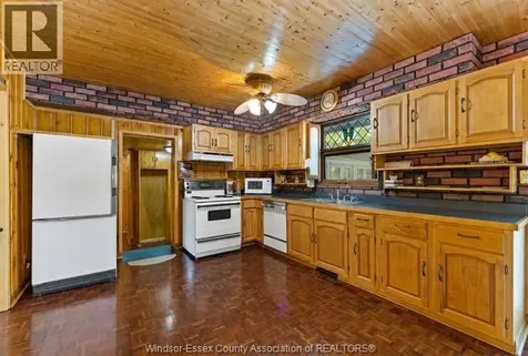 310 River Avenue Lasalle ON N9J 1A2