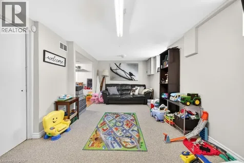 420 Upper Gage Avenue Hamilton ON L8V 4H9