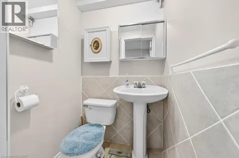 420 Upper Gage Avenue Hamilton ON L8V 4H9