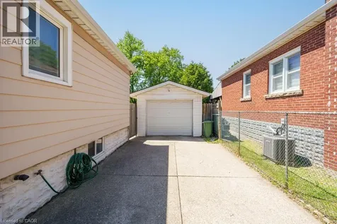 420 Upper Gage Avenue Hamilton ON L8V 4H9