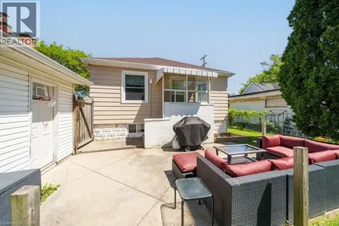 420 Upper Gage Avenue Hamilton ON L8V 4H9