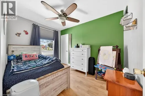 420 Upper Gage Avenue Hamilton ON L8V 4H9