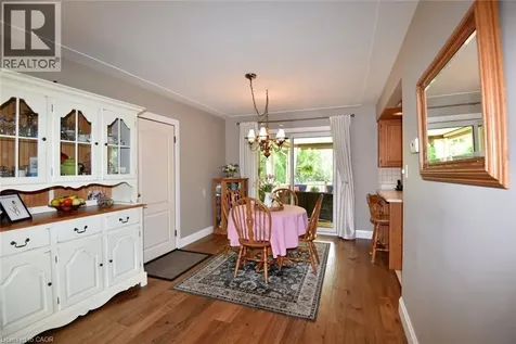 9 Wesite Avenue Dundas ON L9H 5M1