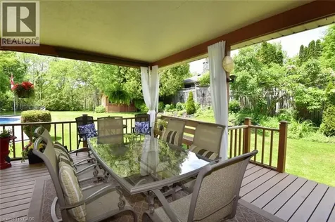 9 Wesite Avenue Dundas ON L9H 5M1