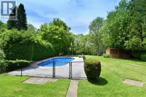 9 Wesite Avenue Dundas ON L9H 5M1