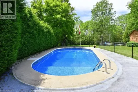 9 Wesite Avenue Dundas ON L9H 5M1