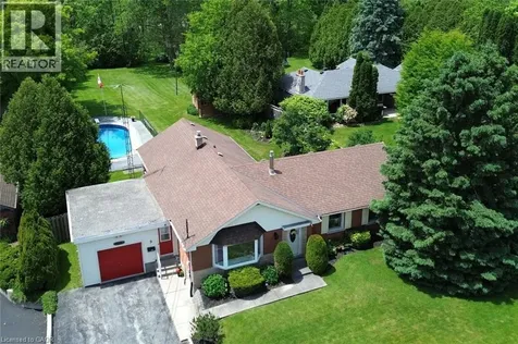 9 Wesite Avenue Dundas ON L9H 5M1