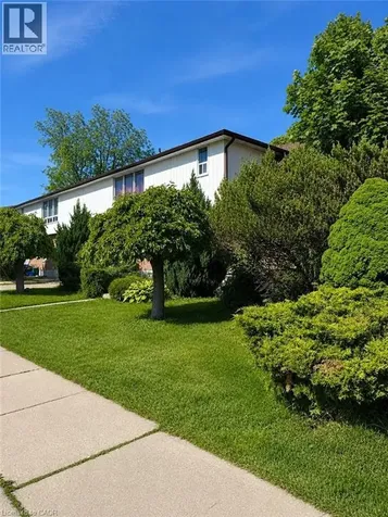 27 Mckay Street Cambridge ON N1R 4G2