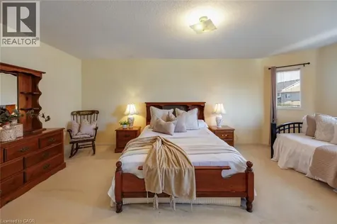 41 Havenwood Place Whitby ON L1N 9V6