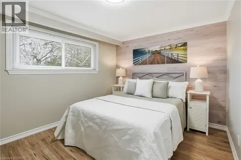 345 Erindale Drive Burlington ON L7L 4T3