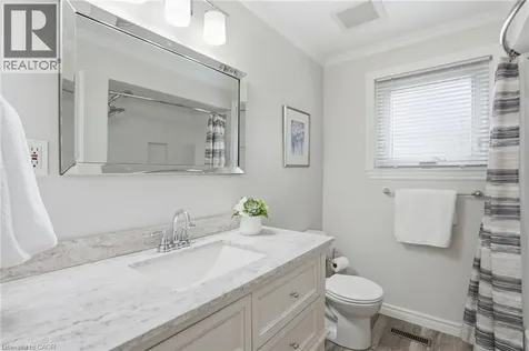 345 Erindale Drive Burlington ON L7L 4T3