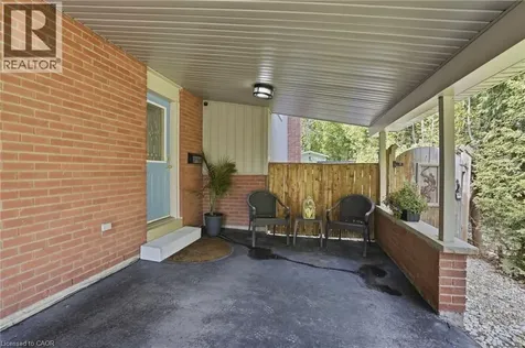 345 Erindale Drive Burlington ON L7L 4T3