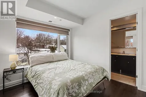 7 Marquette Avenue Ottawa ON K1L 8A7