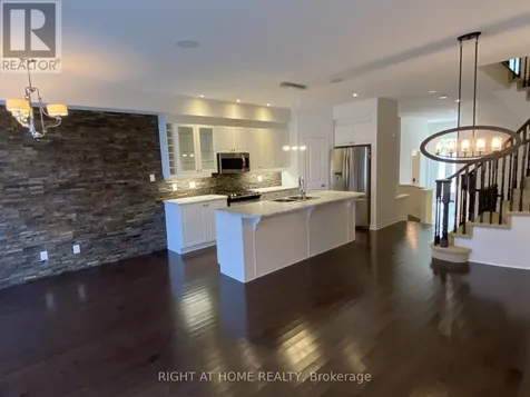 1119 Tischart Crescent Ottawa ON K2T 0G4