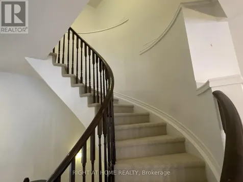 1119 Tischart Crescent Ottawa ON K2T 0G4