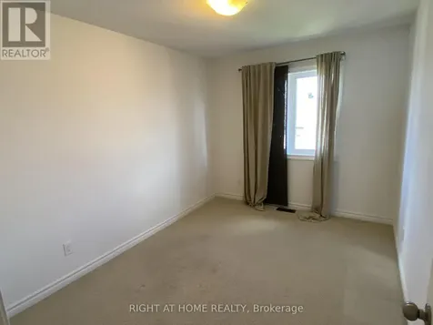 1119 Tischart Crescent Ottawa ON K2T 0G4
