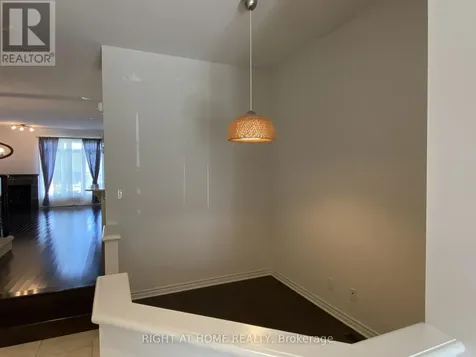 1119 Tischart Crescent Ottawa ON K2T 0G4