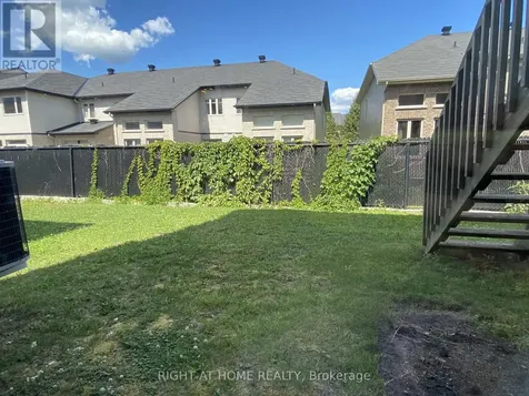 1119 Tischart Crescent Ottawa ON K2T 0G4