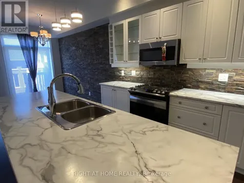 1119 Tischart Crescent Ottawa ON K2T 0G4