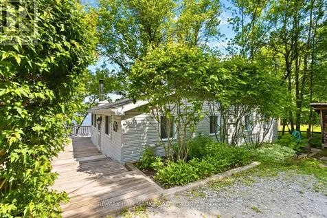 118 Hall Shore Road Lanark Highlands ON K0G 1M0
