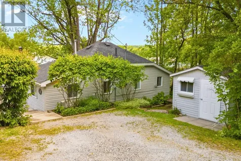 118 Hall Shore Road Lanark Highlands ON K0G 1M0