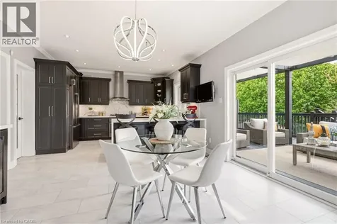 5 Volterra Court Waterdown ON L8B 0K7