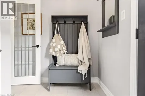 5 Volterra Court Waterdown ON L8B 0K7