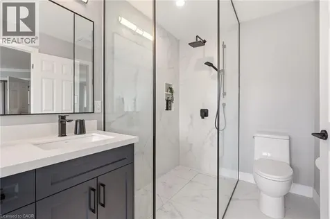 5 Volterra Court Waterdown ON L8B 0K7