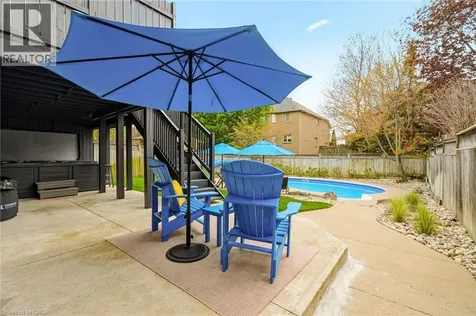 5 Volterra Court Waterdown ON L8B 0K7