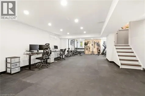 5 Volterra Court Waterdown ON L8B 0K7