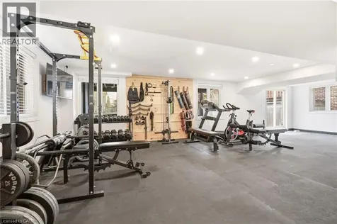 5 Volterra Court Waterdown ON L8B 0K7