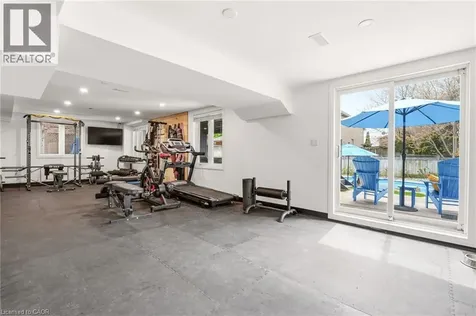 5 Volterra Court Waterdown ON L8B 0K7