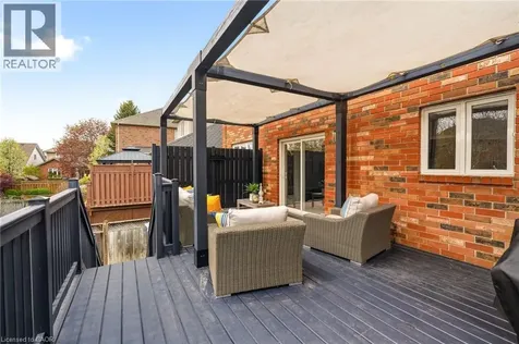 5 Volterra Court Waterdown ON L8B 0K7