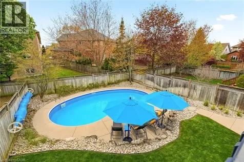 5 Volterra Court Waterdown ON L8B 0K7