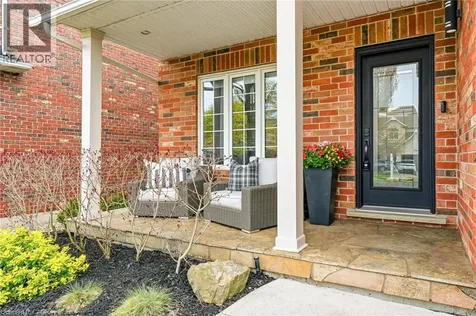 5 Volterra Court Waterdown ON L8B 0K7