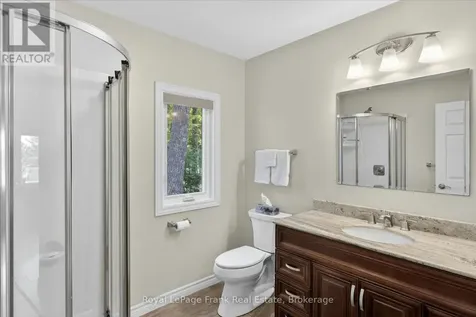 944 Birchcliff Drive Douro-dummer ON K0L 2H0