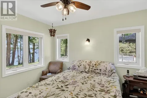 944 Birchcliff Drive Douro-dummer ON K0L 2H0