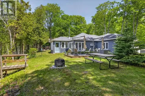944 Birchcliff Drive Douro-dummer ON K0L 2H0