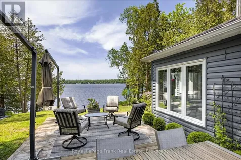 944 Birchcliff Drive Douro-dummer ON K0L 2H0