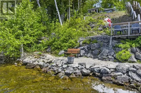 944 Birchcliff Drive Douro-dummer ON K0L 2H0