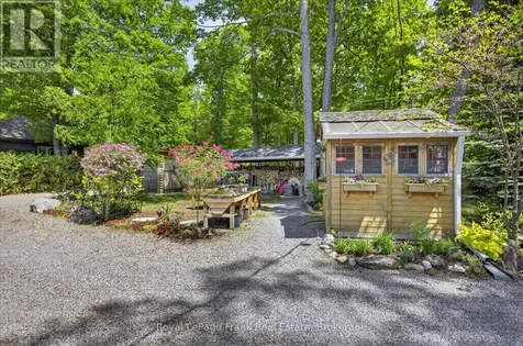 944 Birchcliff Drive Douro-dummer ON K0L 2H0